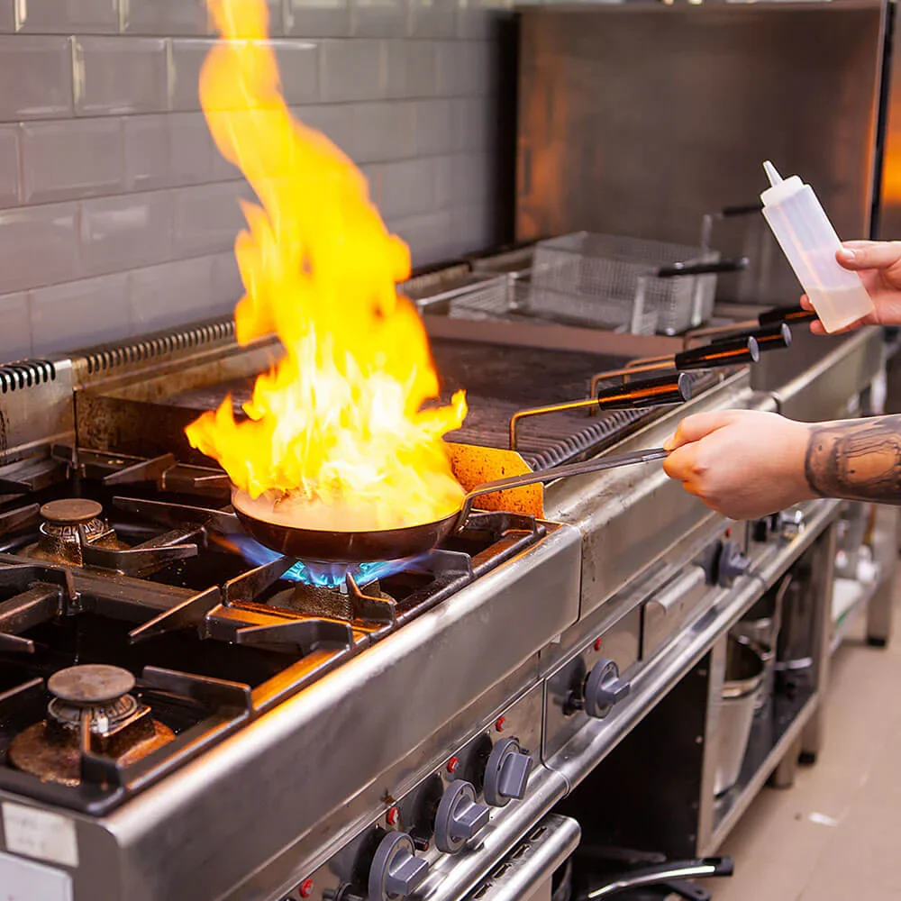 commercial-cooking-equipment-flambe-pan-fire
